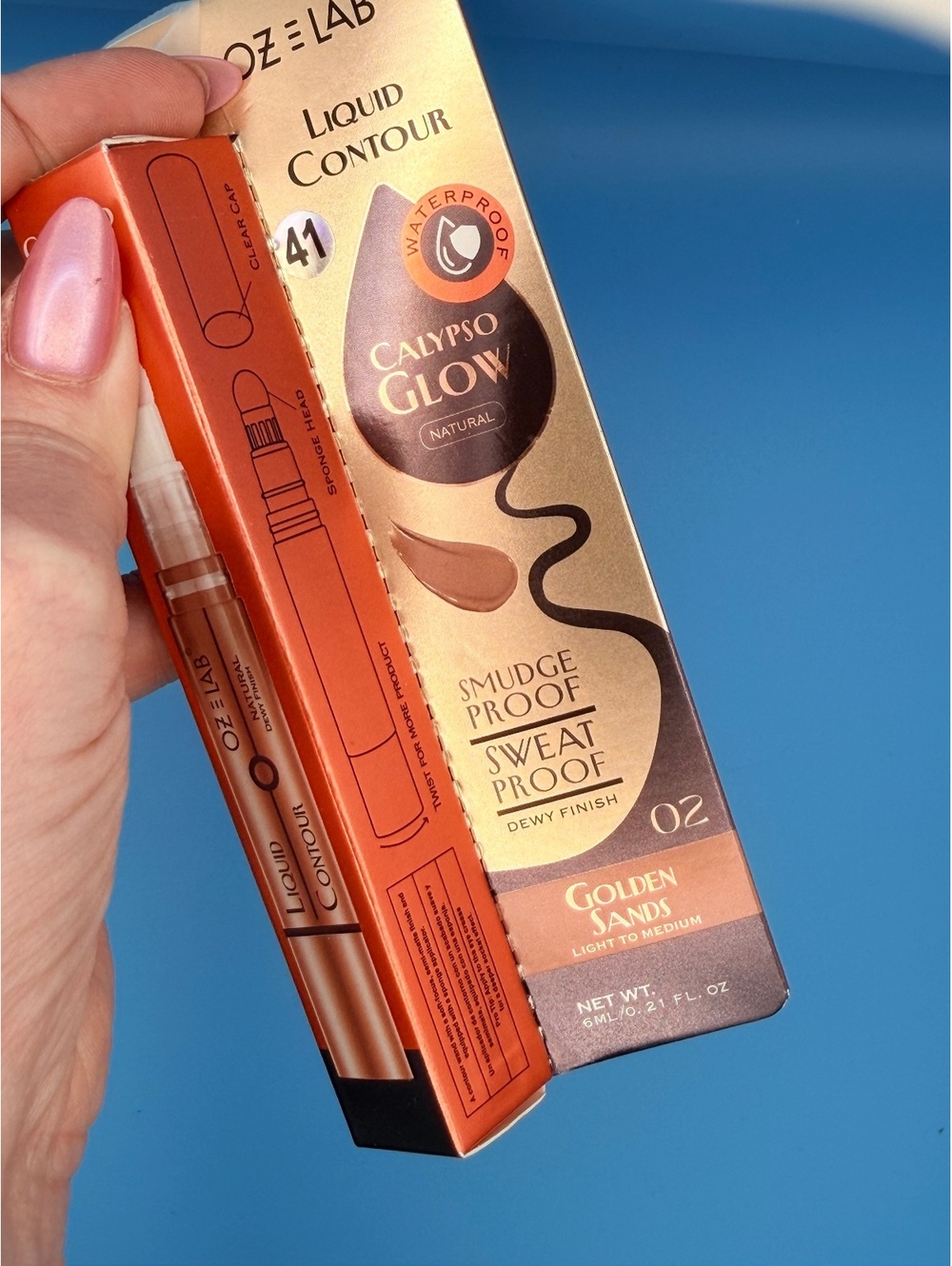 Oze Lab Calypso Glow Liquid Contour in Golden Sands 02